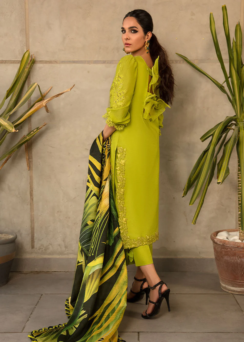 Green Luxury Lawn Suit | Rang Rasiya | Florence Lawn '23 | ARIANA - D7 - Image 3