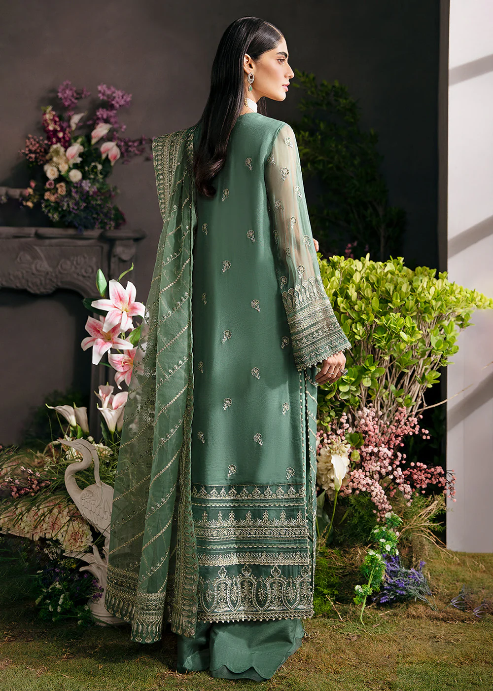 Green Pakistani Palazzo Suit - Afrozeh La Fuchsia Formals '23 - Sea Mist - Image 3