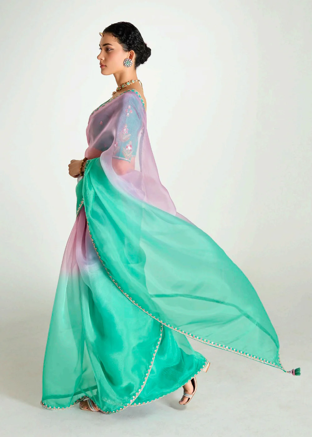 Green & Pink Organza Tissue Designer Party Wear Saree - Image 4