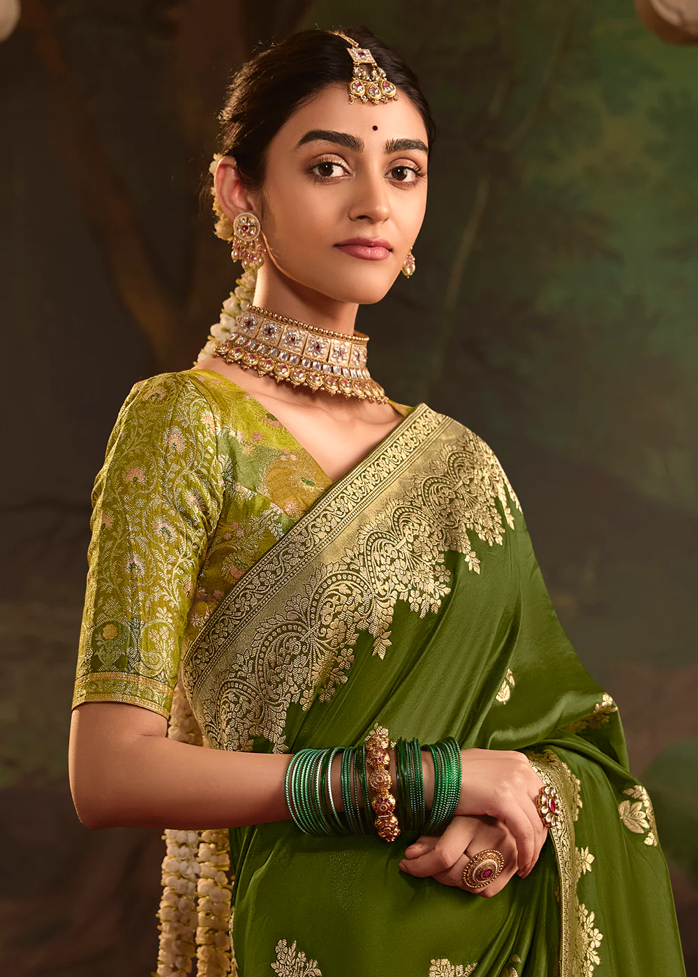 Green Pure Crepe Dola Silk Wedding Festive Saree - Image 2