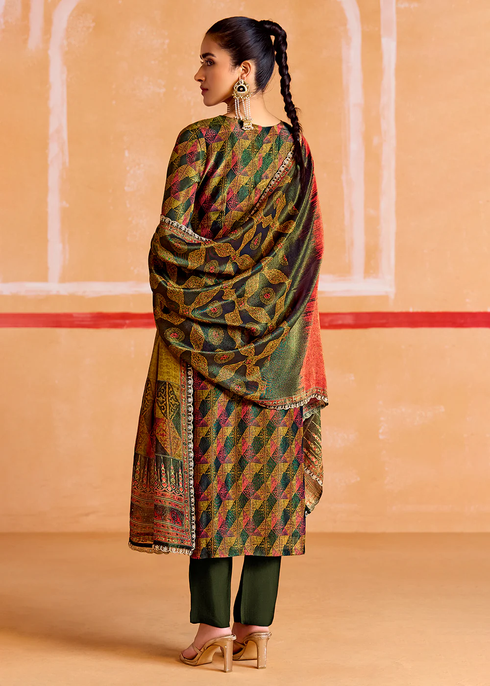 Green Pure Muslin Embroidered Pakistani Style Suit - Image 3
