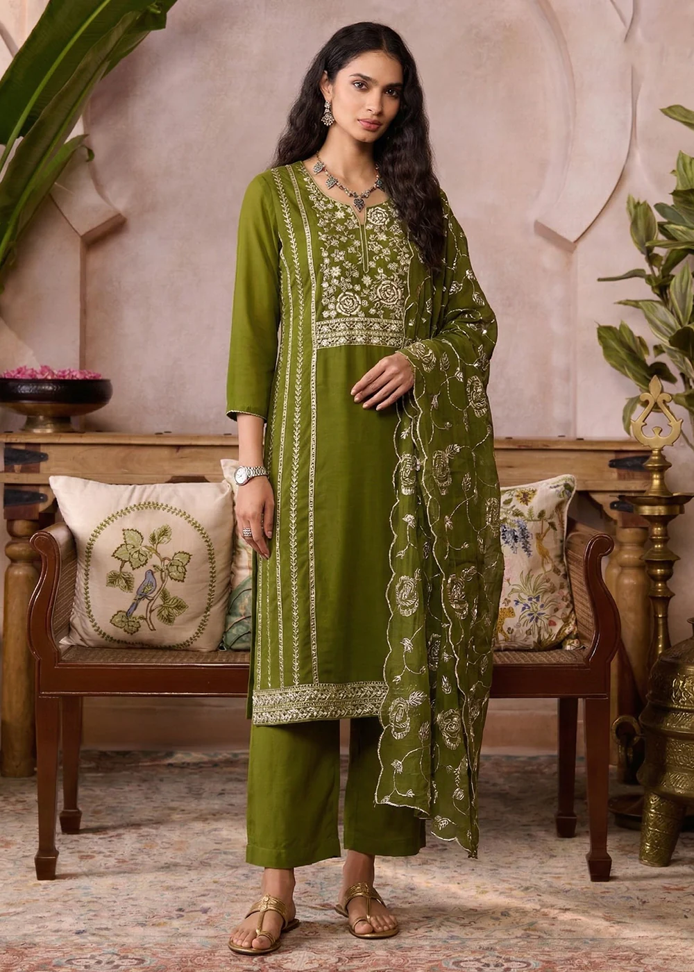 Green Pure Organza Festive Style Salwar Kurta Set - Image 2