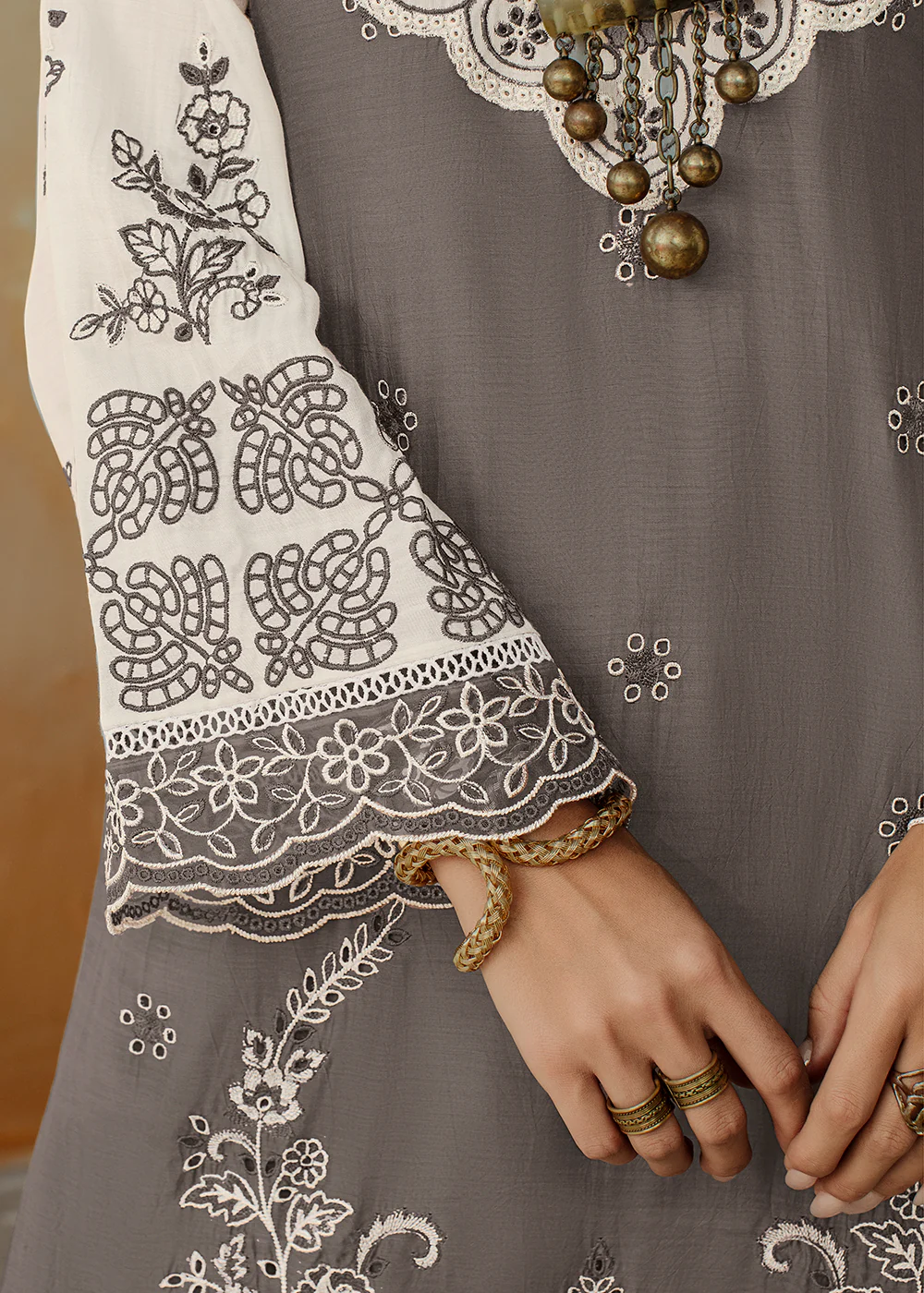 Grey Applique Embroidered Muslin Pant Style Salwar Suit - Image 4