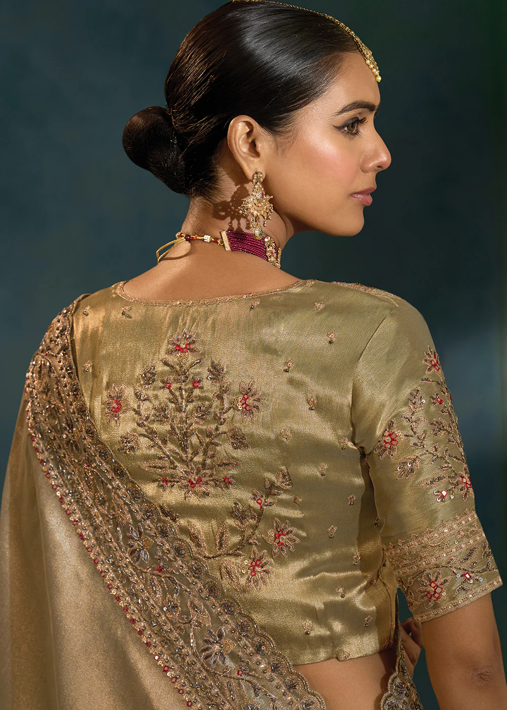Grey Cut Dana & Mirror Work Designer Saree - Image 3
