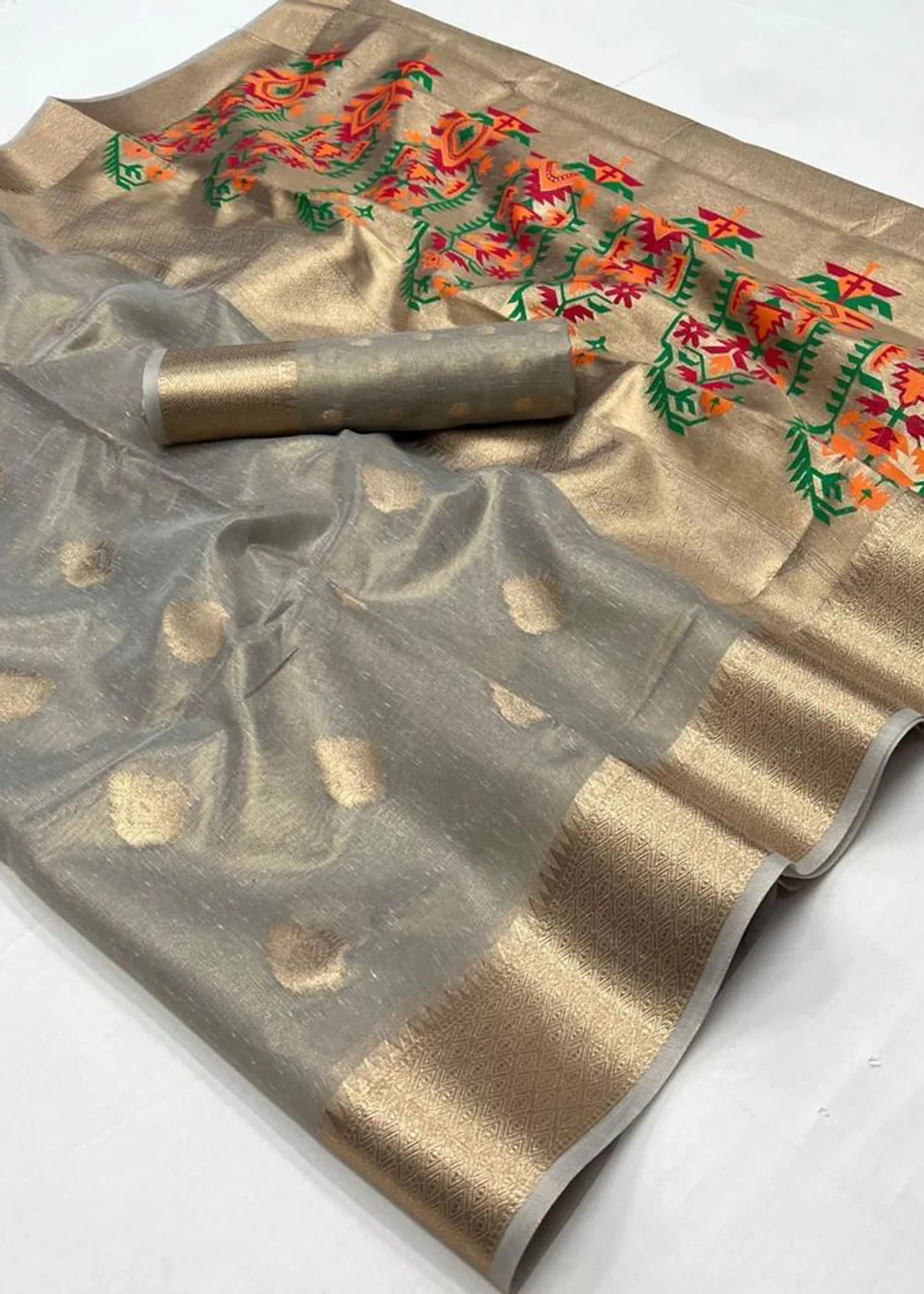 Grey Handwoven Tissue Fabric Festive & Party Style Saree - Image 3