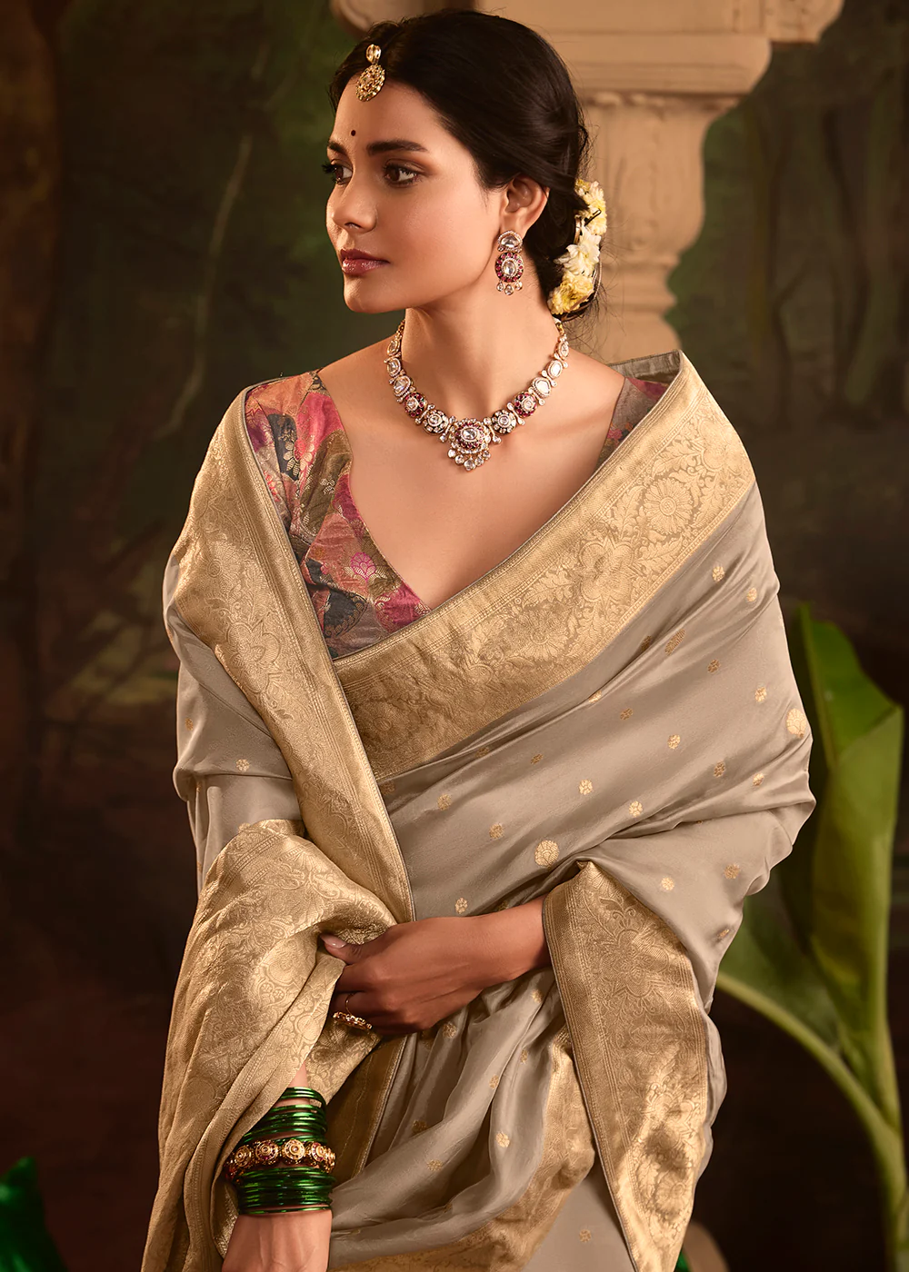 Grey Pure Crepe Dola Silk Wedding Festive Saree - Image 2
