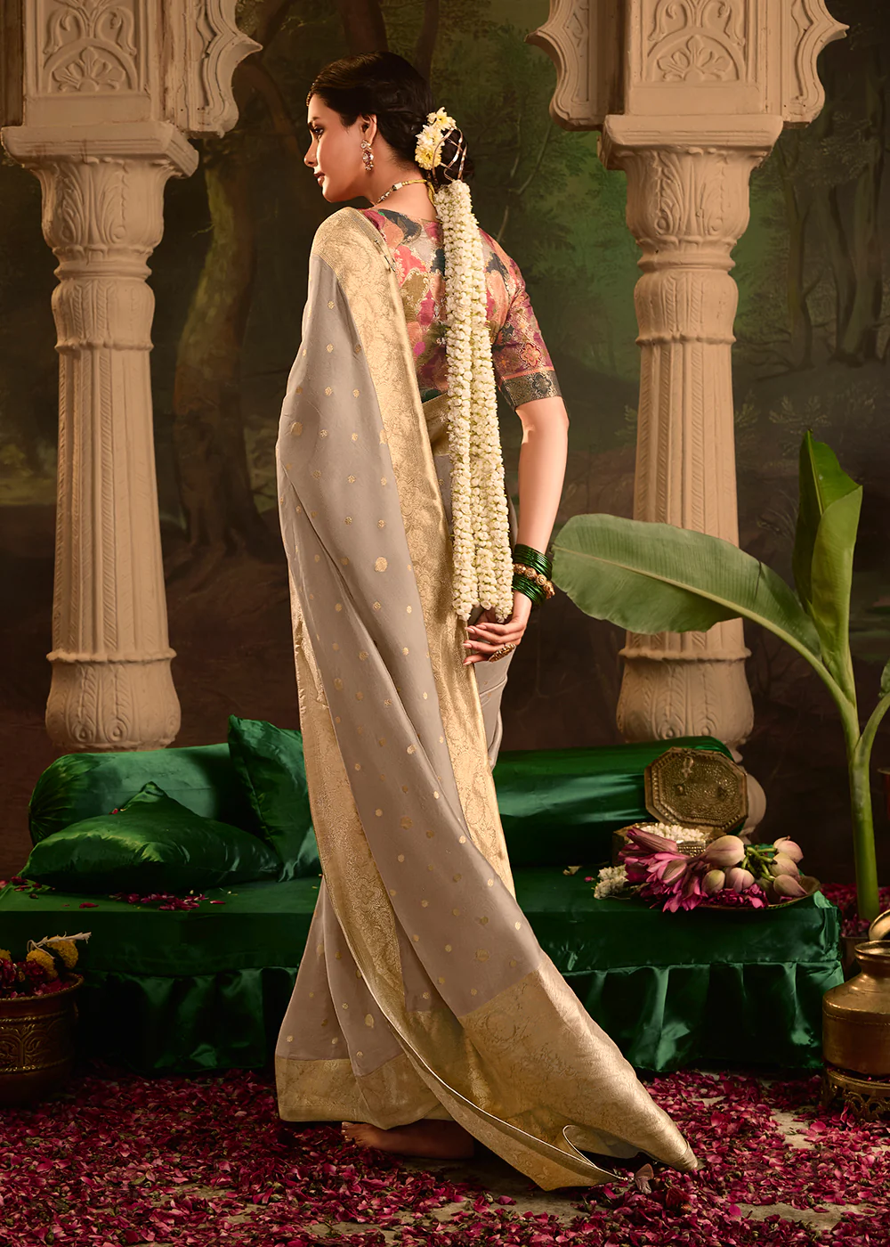 Grey Pure Crepe Dola Silk Wedding Festive Saree - Image 6