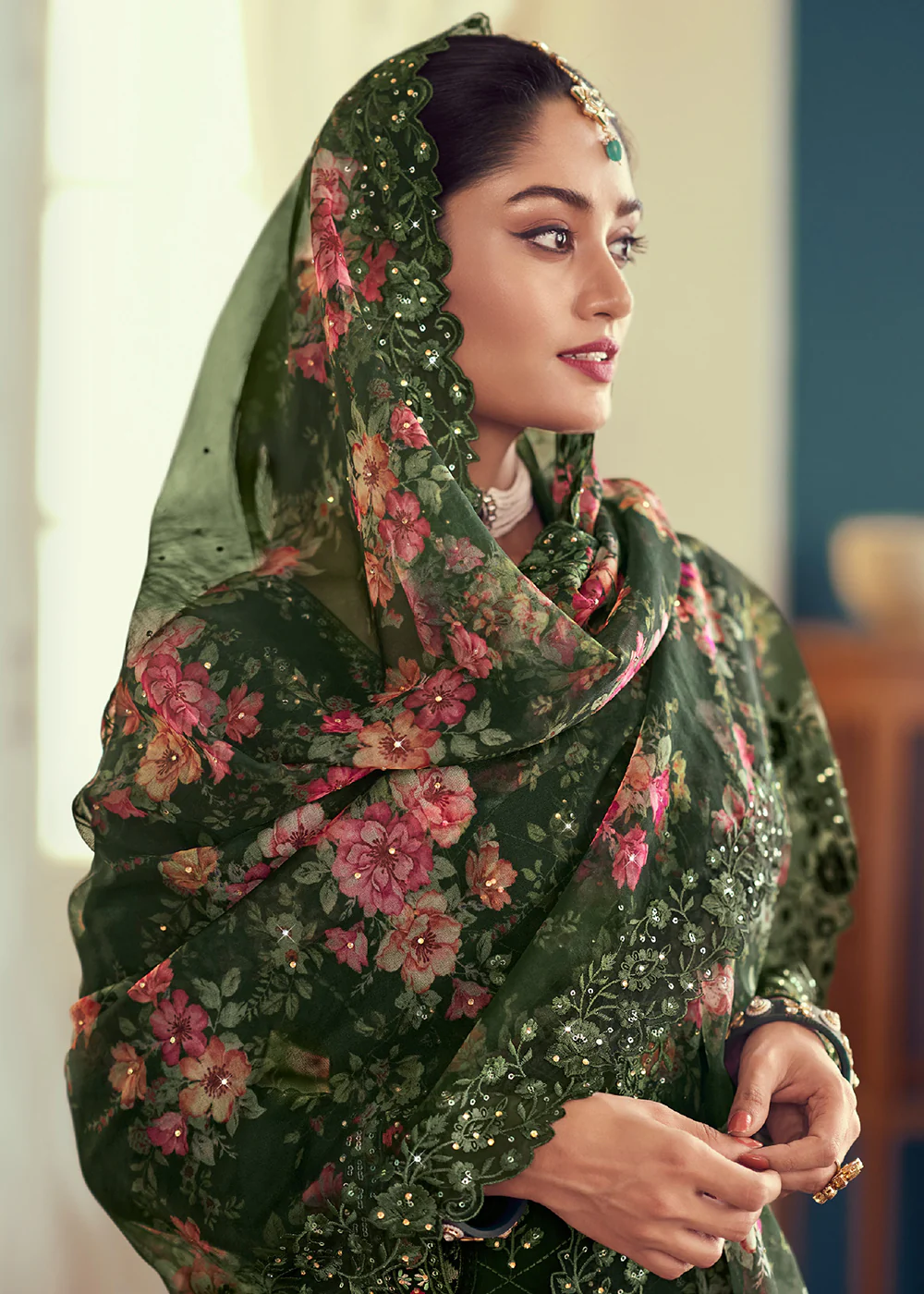 Heavy Embroidered Classy Green Georgette Festive Salwar Suit - Image 2