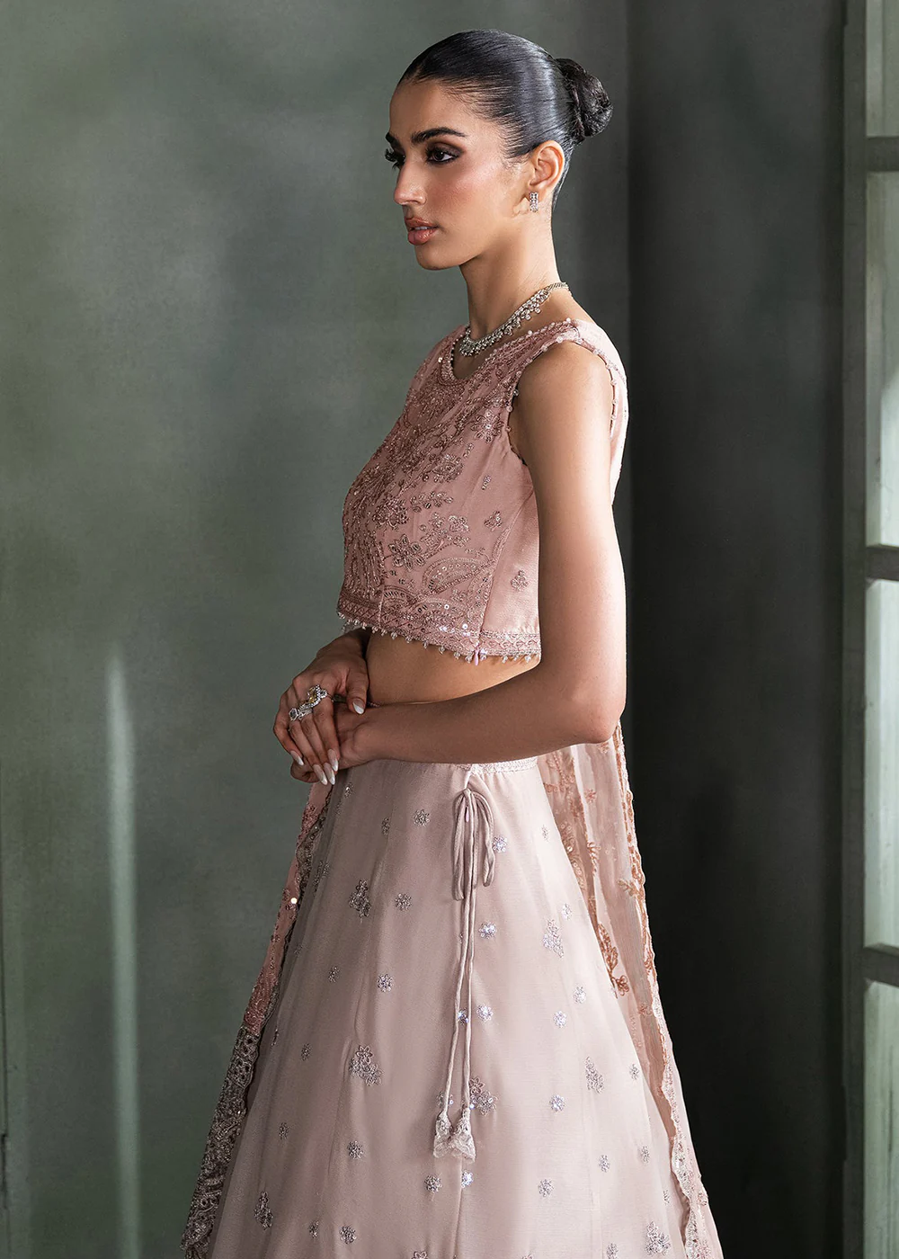 Heritage Luxury Formals '24 by Zarif | ZHF 07 ELMIRA - Image 7