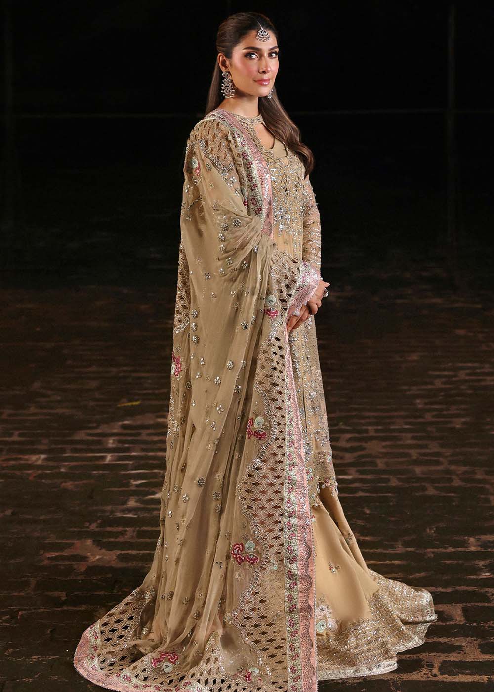Jhoomro Luxury Formals '25 by Nureh | NL-85 Raina - Image 4