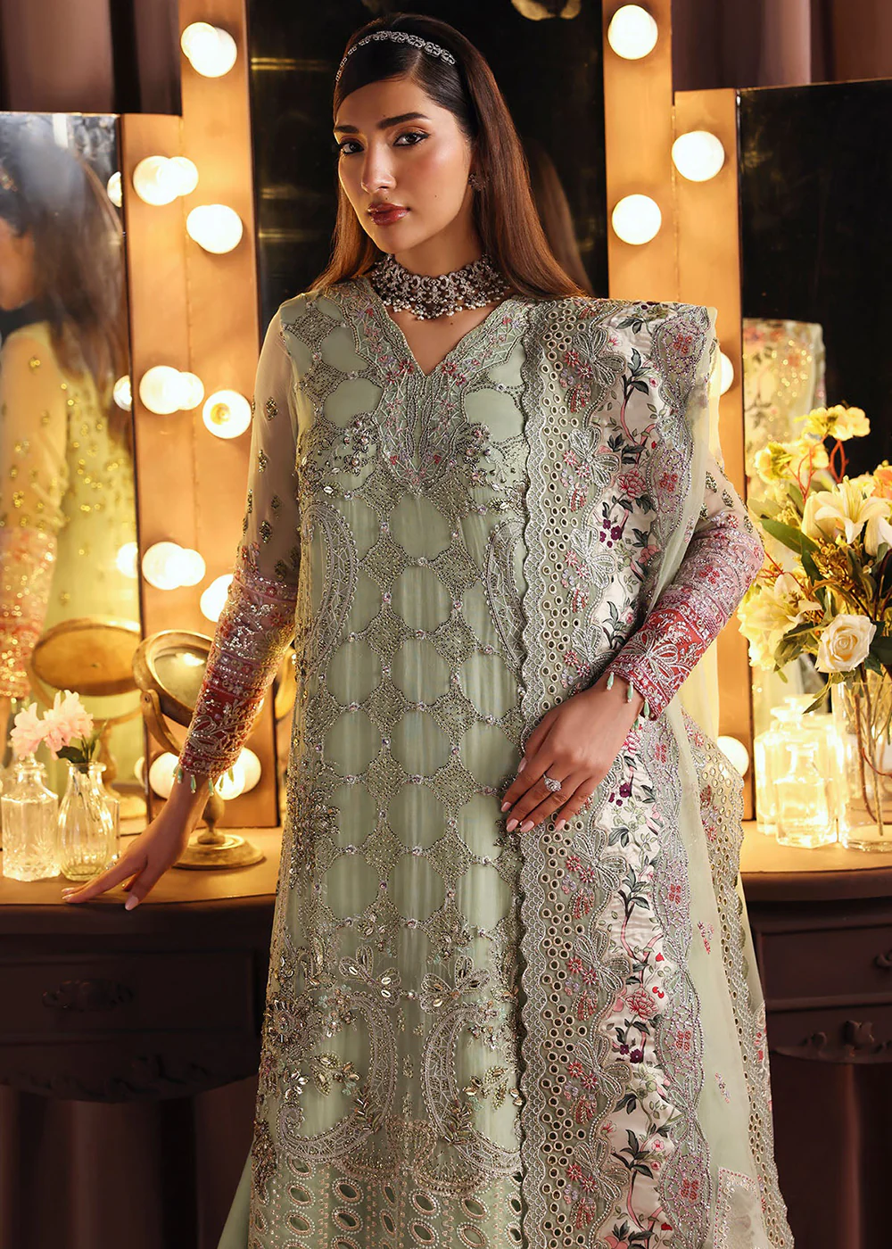 Jhoomro Luxury Formals '25 by Nureh | NL-86 Insia - Image 7