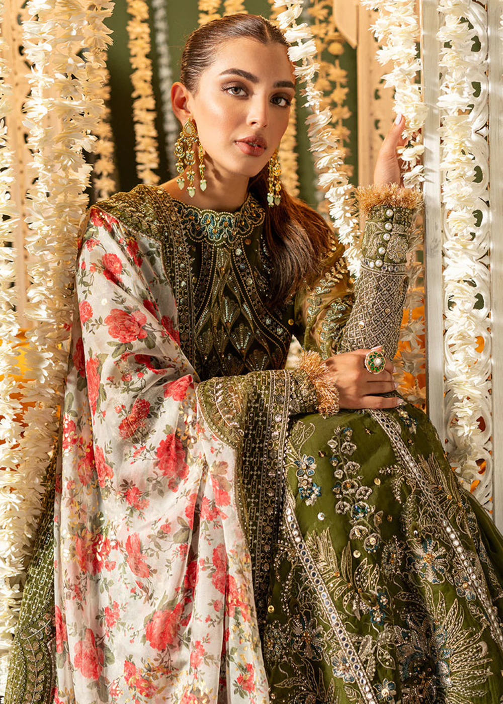 Jhoomro Wedding Luxury Formals 23 by Nureh | NL-50 - NURA - Image 5