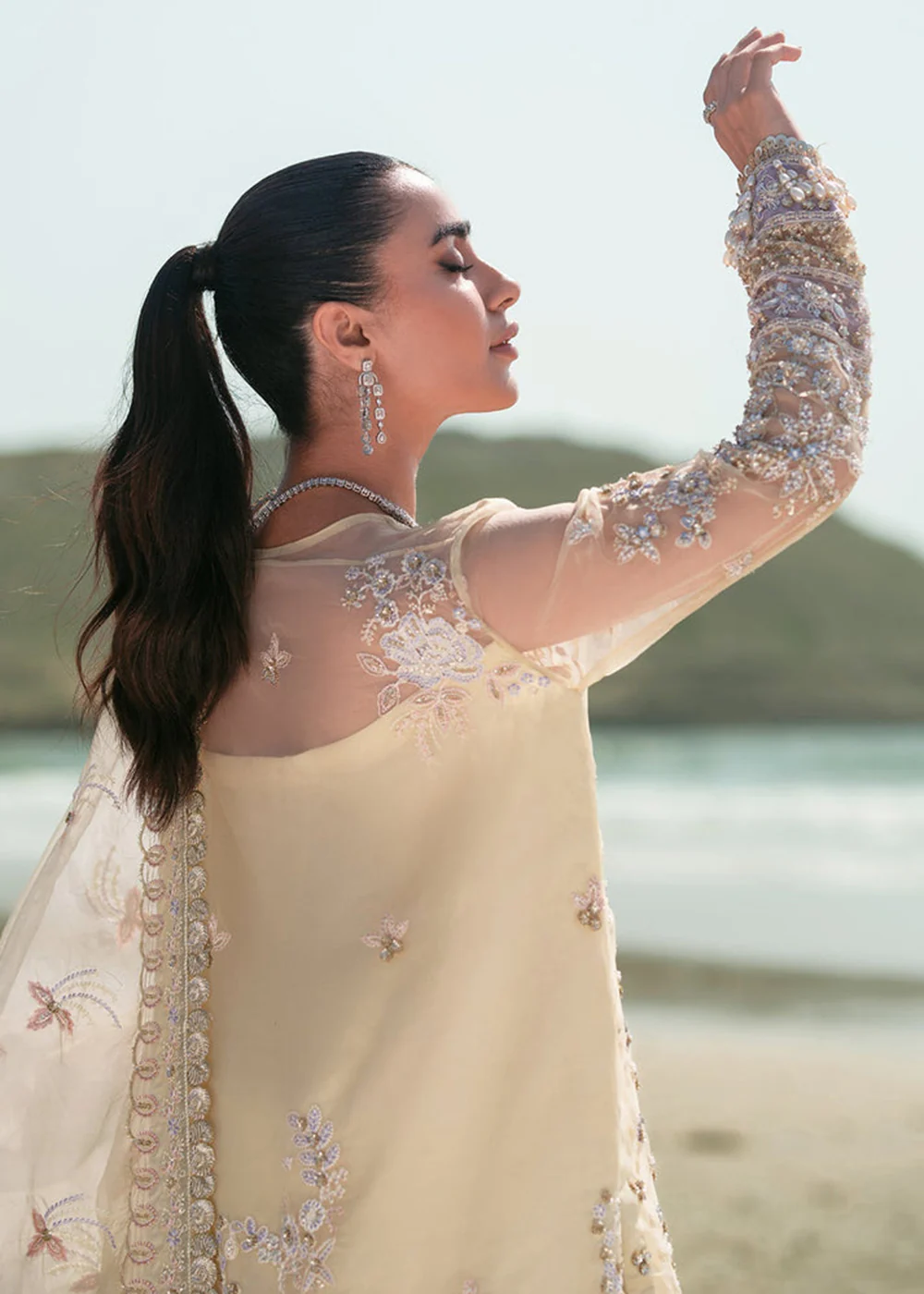 Kamari Reveuse Wedding Formals '24 by Emaan Adeel | ELLE - Image 5
