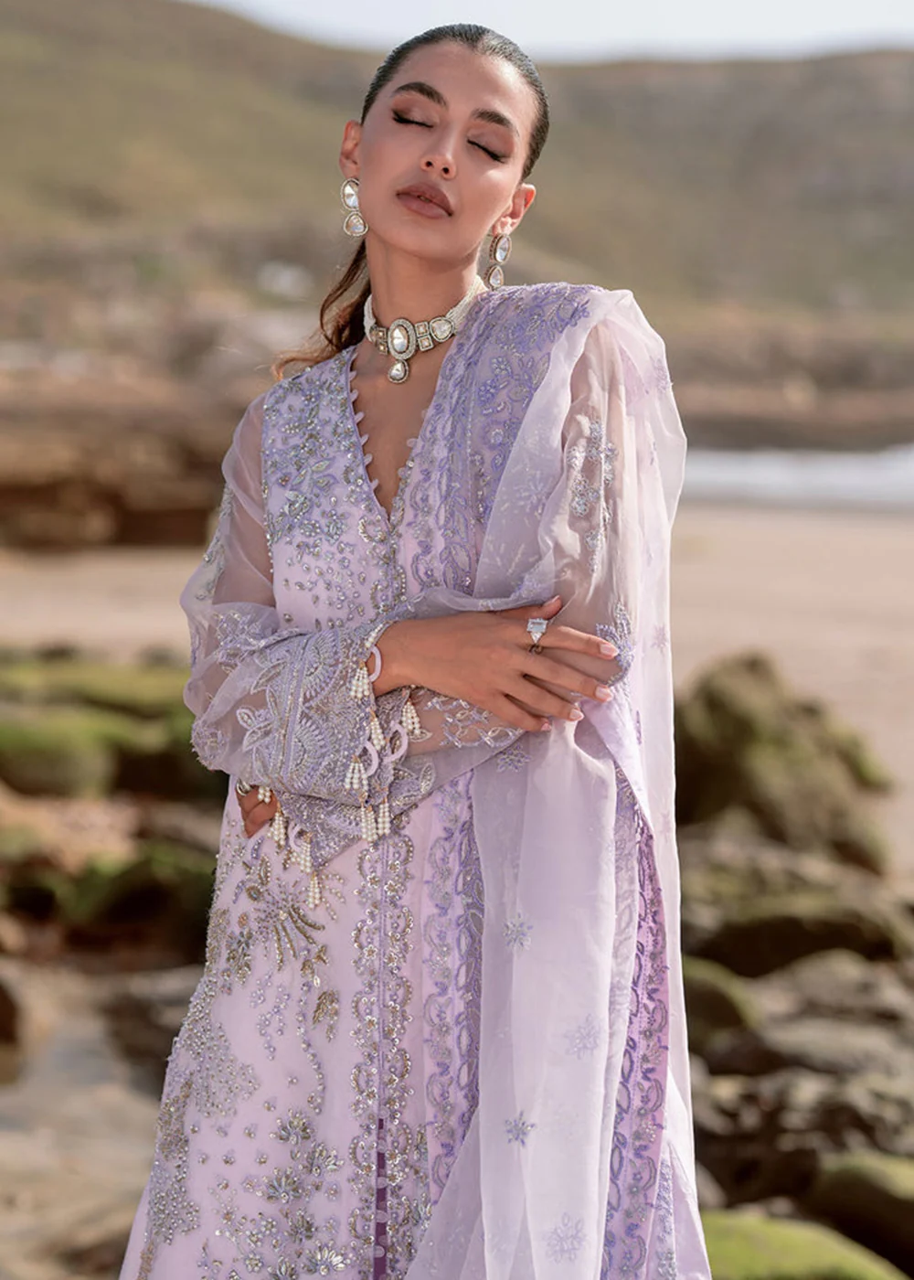 Kamari Reveuse Wedding Formals '24 by Emaan Adeel | SELINA - Image 2