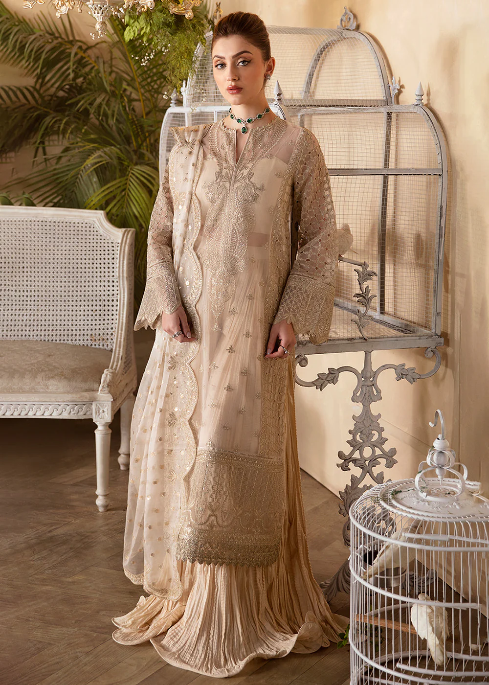 La Fuchsia Luxury Formals '24 by Afrozeh | Daisy - Image 5