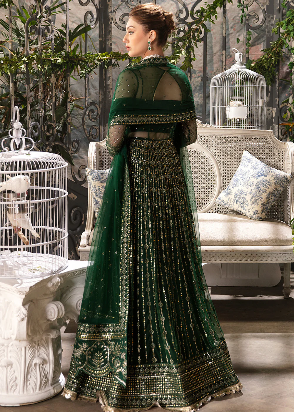 La Fuchsia Luxury Formals '24 by Afrozeh | Fiora - Image 3