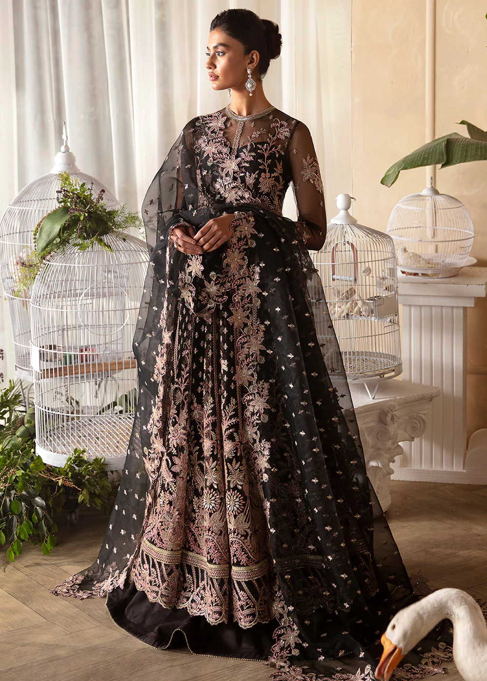 La Fuchsia Luxury Formals '24 by Afrozeh | Kaya - Image 4