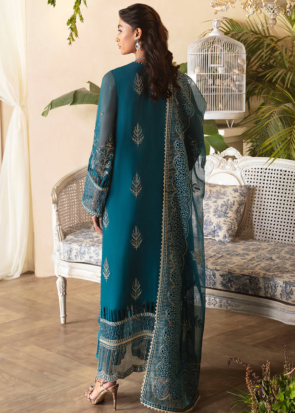 La Fuchsia Luxury Formals '24 by Afrozeh | Liana - Image 3