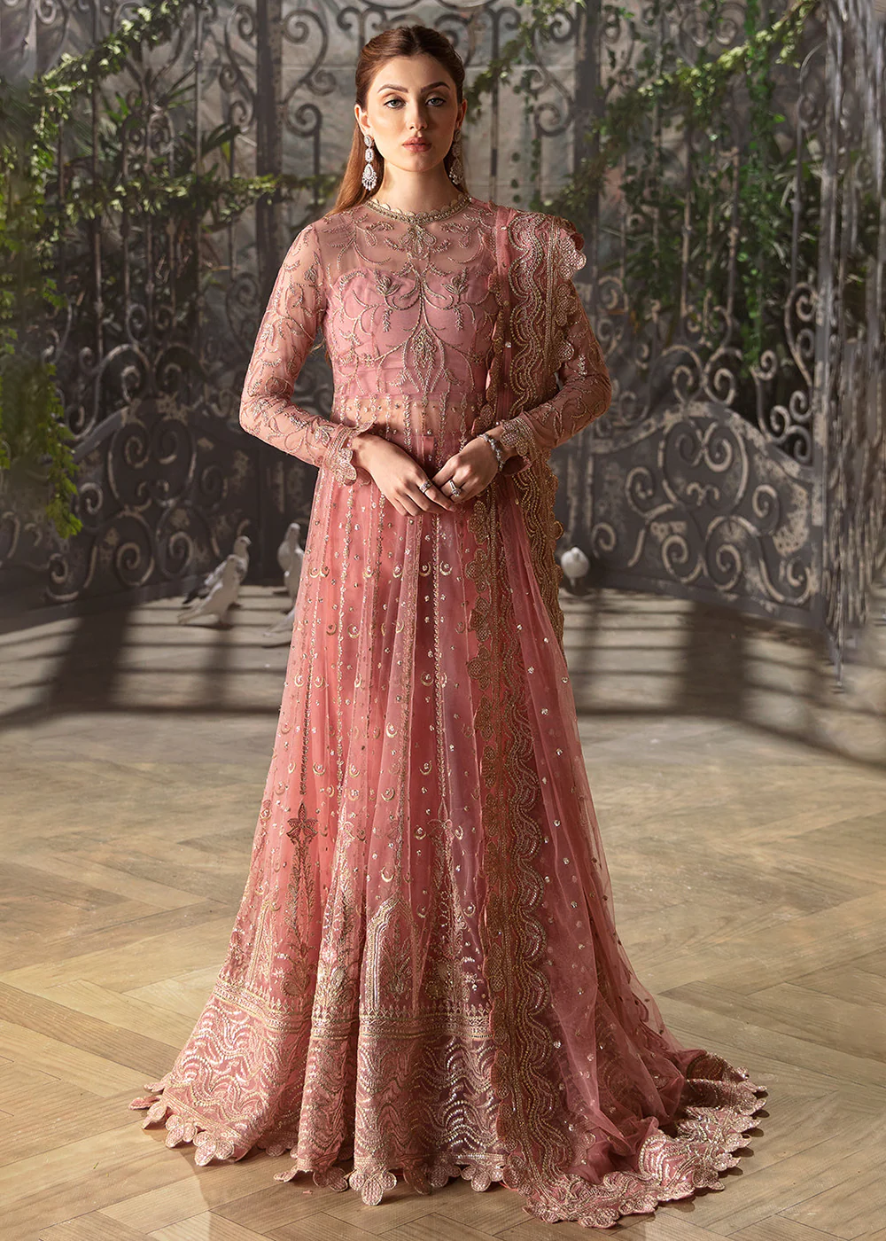 La Fuchsia Luxury Formals '24 by Afrozeh | Rosa
