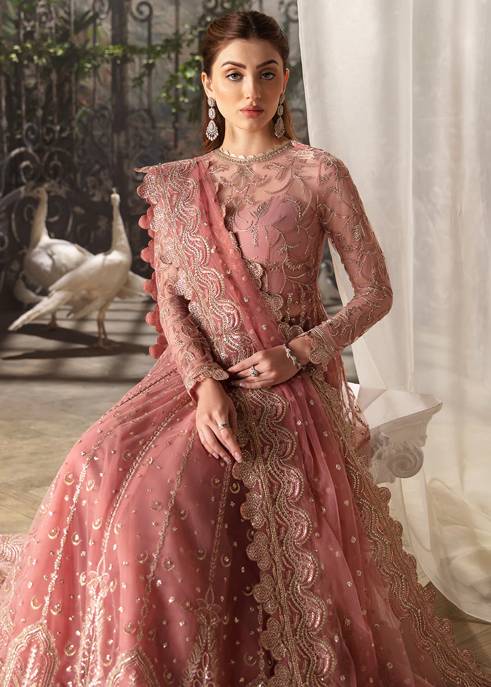 La Fuchsia Luxury Formals '24 by Afrozeh | Rosa - Image 5