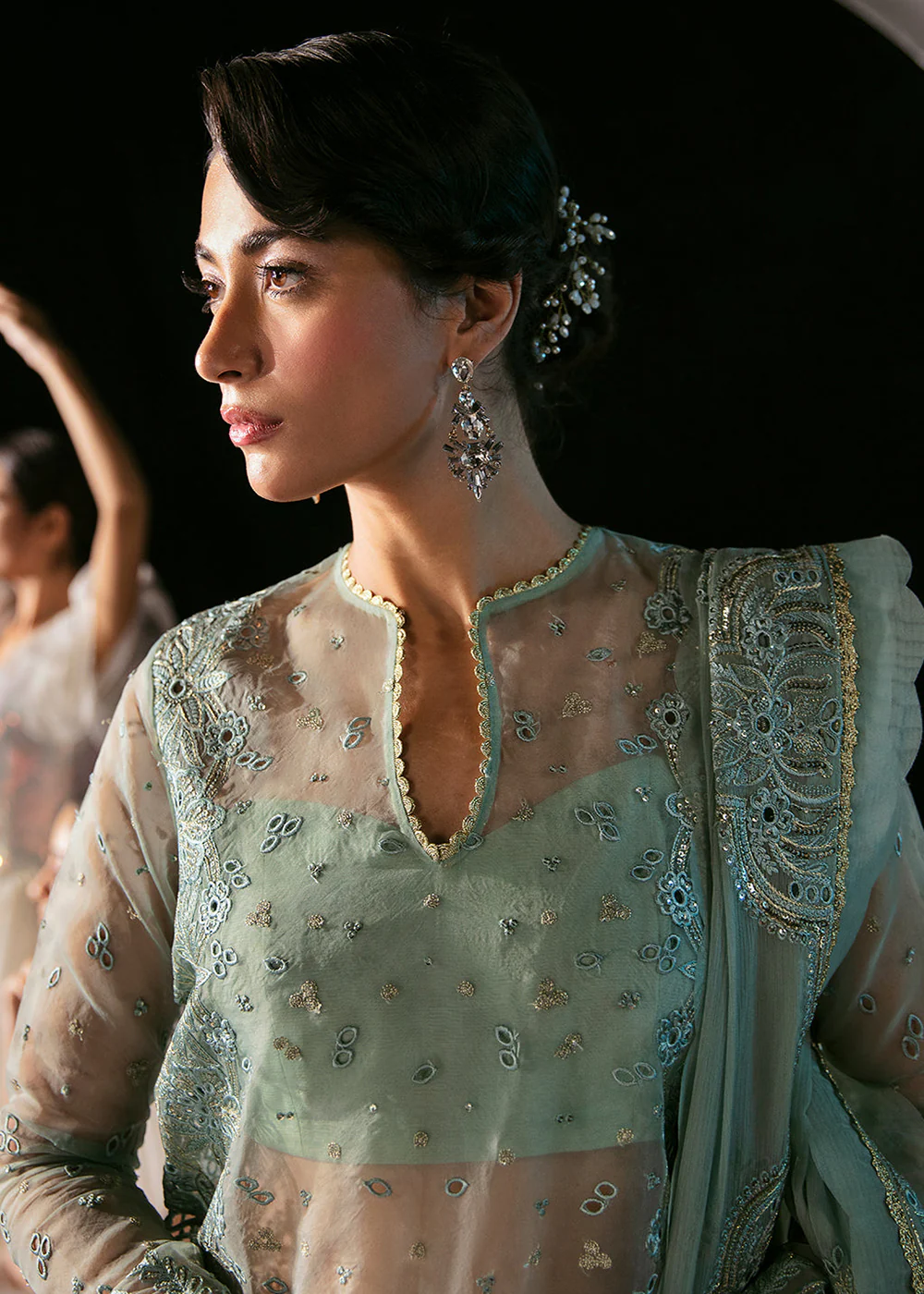 La Fuchsia Luxury Formals '24 Vol 2 by Afrozeh | Amalfi - Image 2