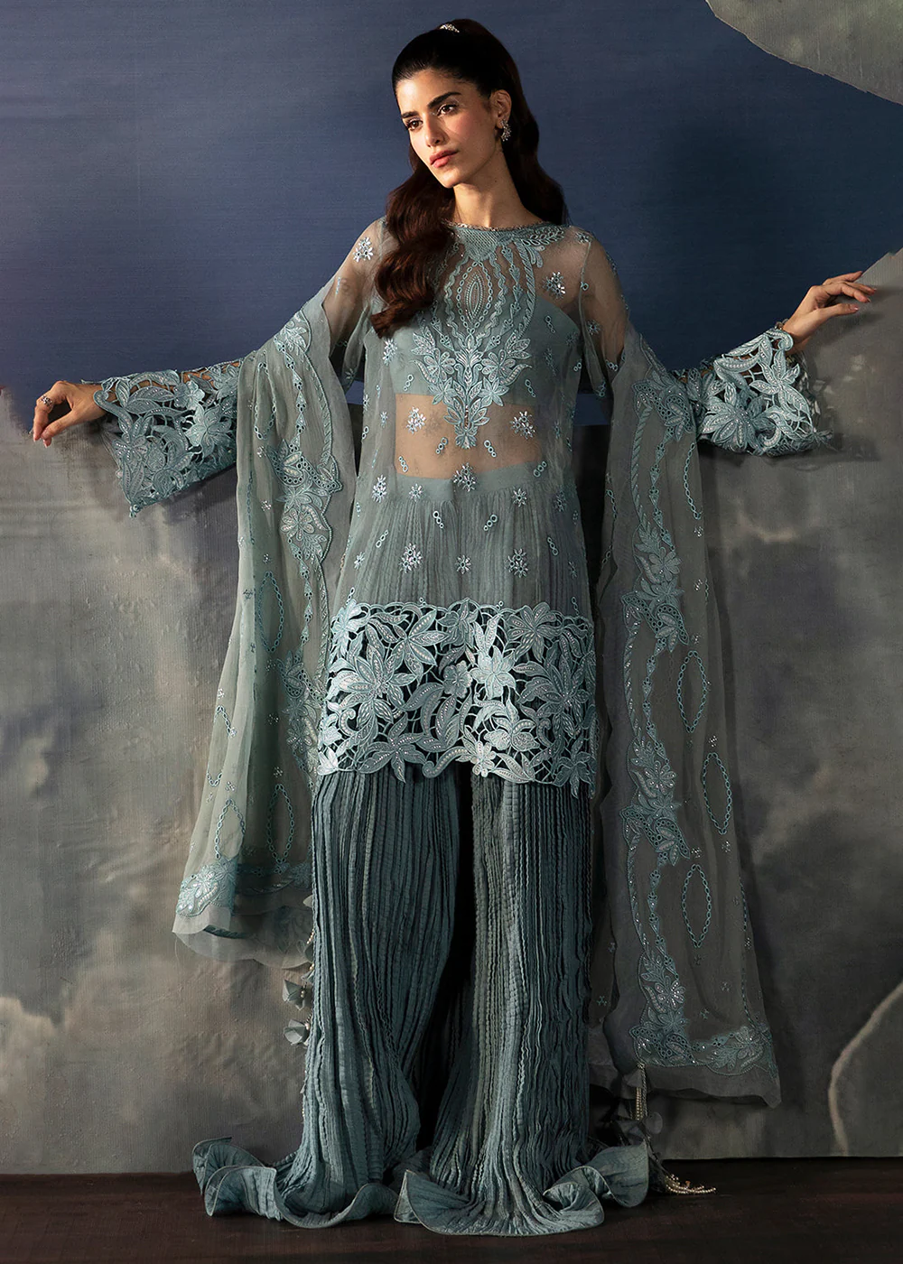 La Fuchsia Luxury Formals '24 Vol 2 by Afrozeh | Astra - Image 4