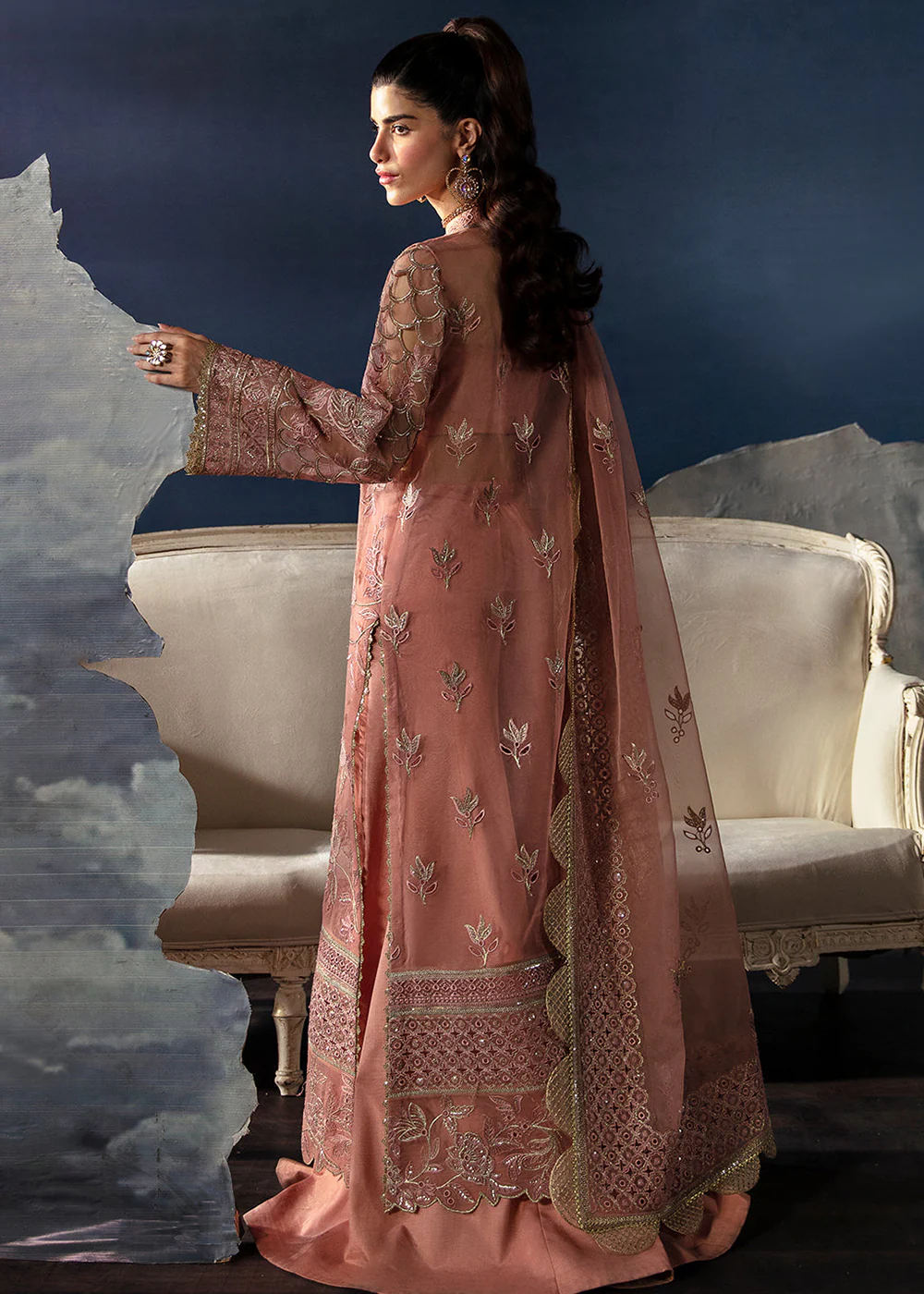La Fuchsia Luxury Formals '24 Vol 2 by Afrozeh | Elea - Image 3