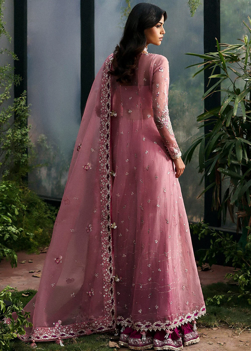 La Fuchsia Luxury Formals '25 by Afrozeh | Seraira - Image 3