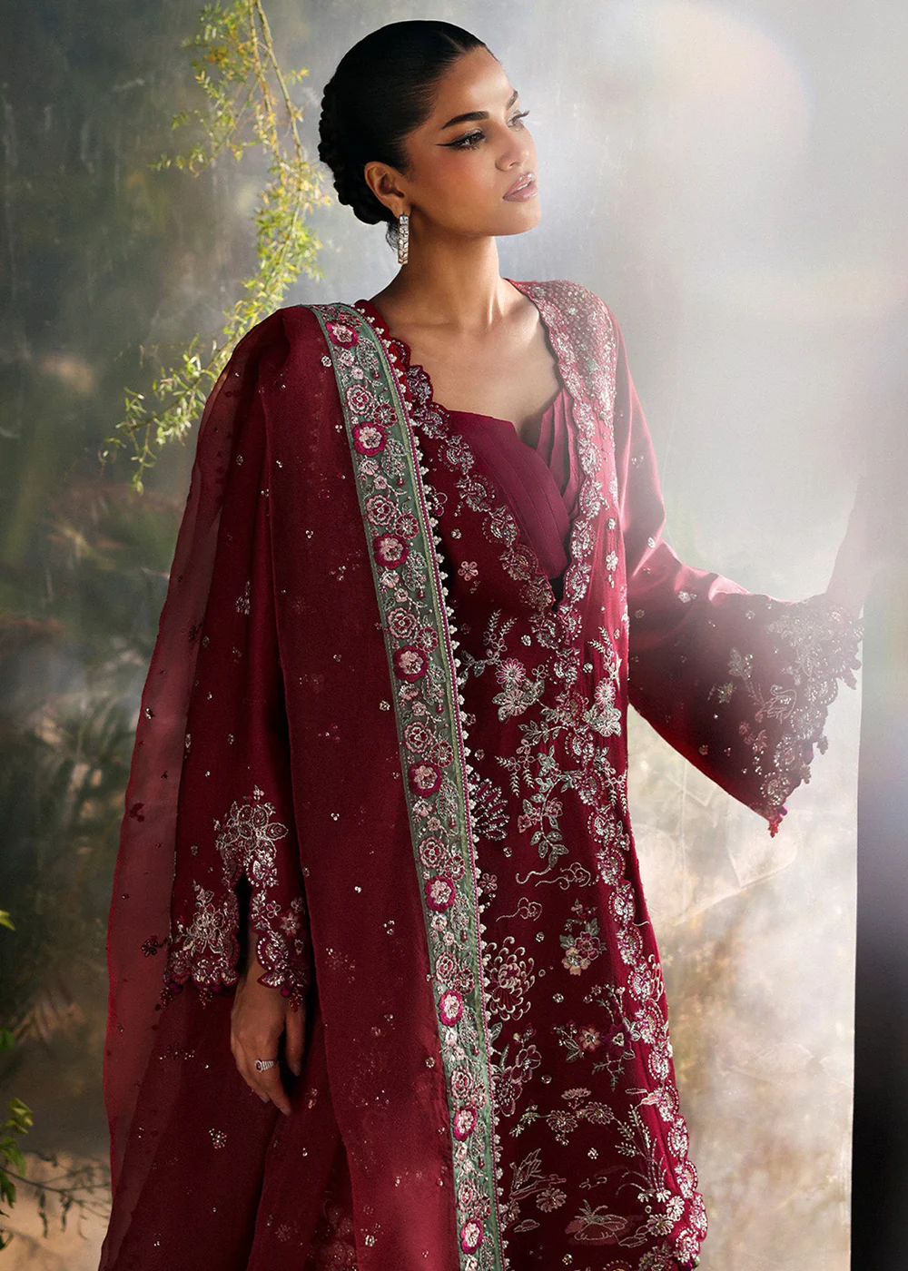 La Fuchsia Luxury Formals '25 by Afrozeh | Yalira - Image 2