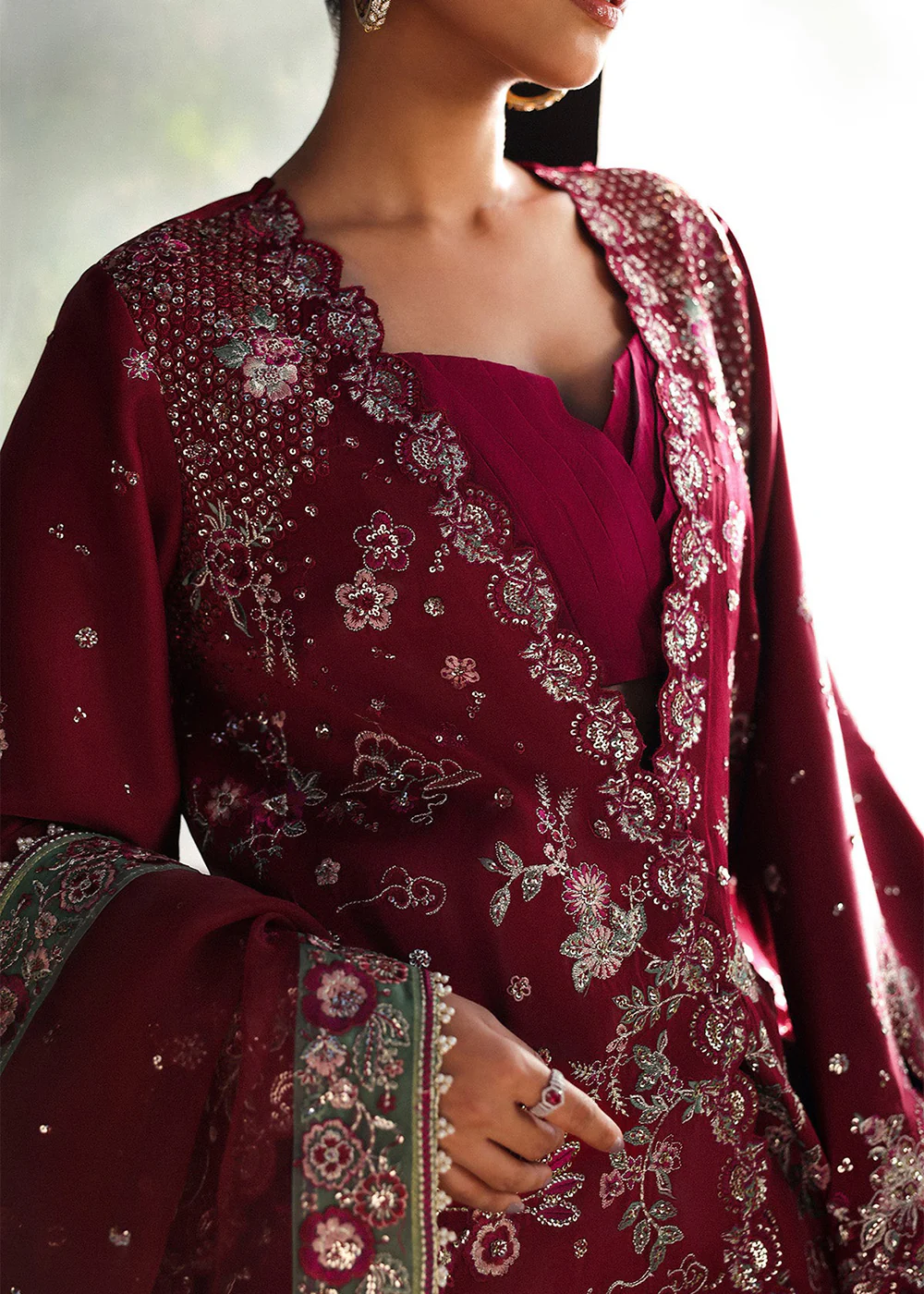 La Fuchsia Luxury Formals '25 by Afrozeh | Yalira - Image 4