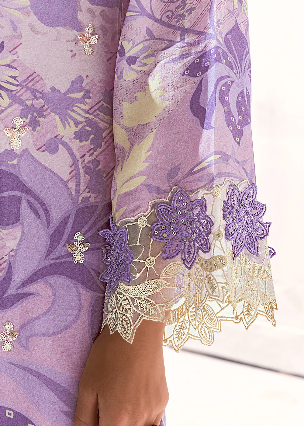 Lavender Printed & Embroidered Muslin Salwar Suit - Image 5