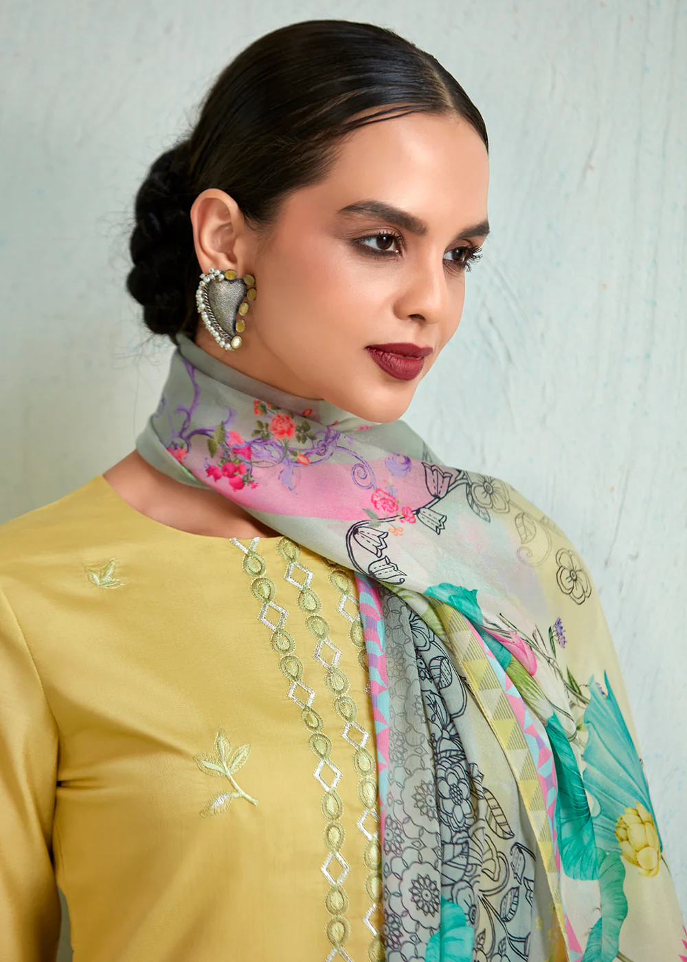 Lemon Yellow Pure Muslin Resham Embroidered Salwar Suit - Image 4
