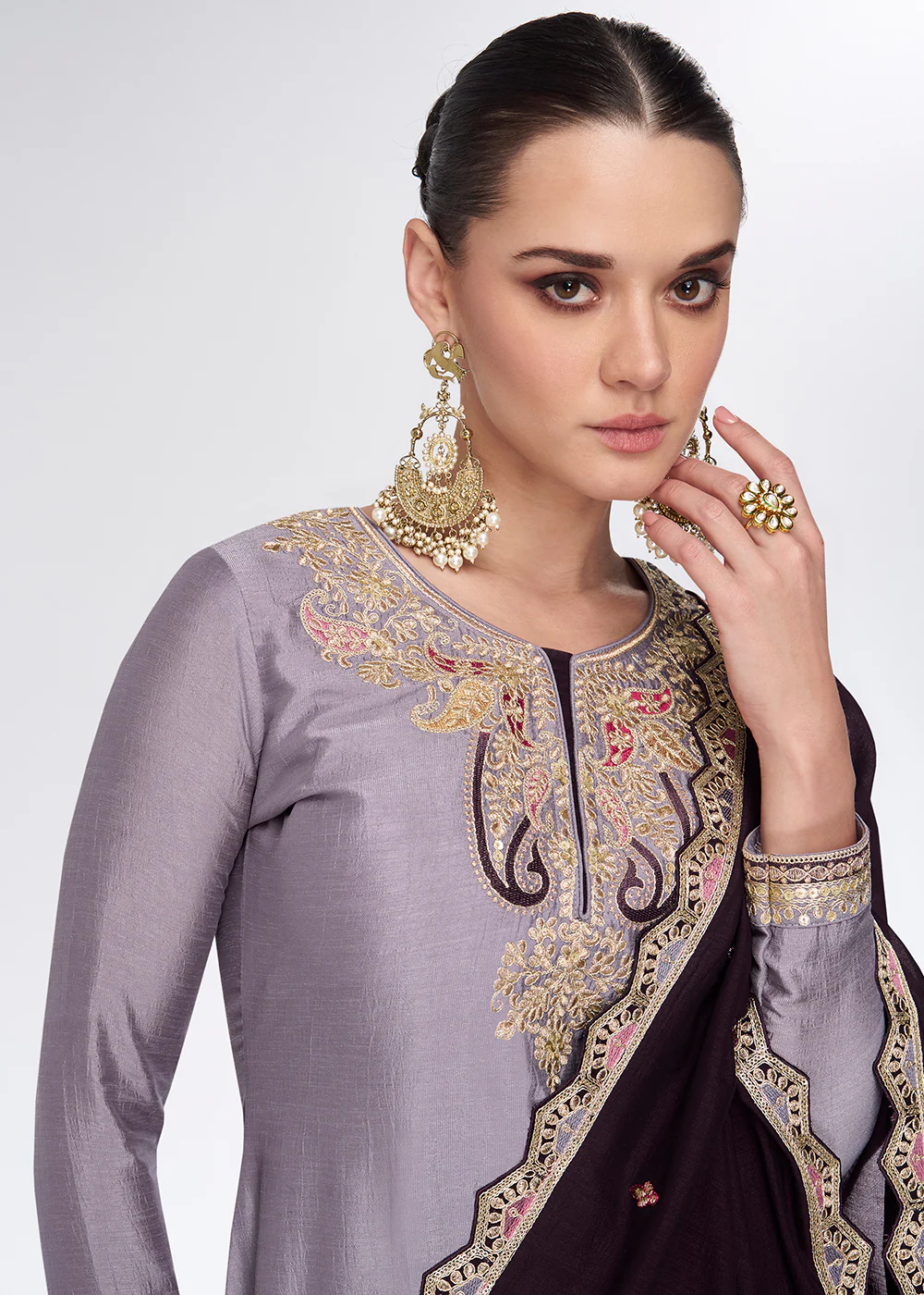 Light Lavender Embroidred Wedding Lehenga Kurti Set - Image 4