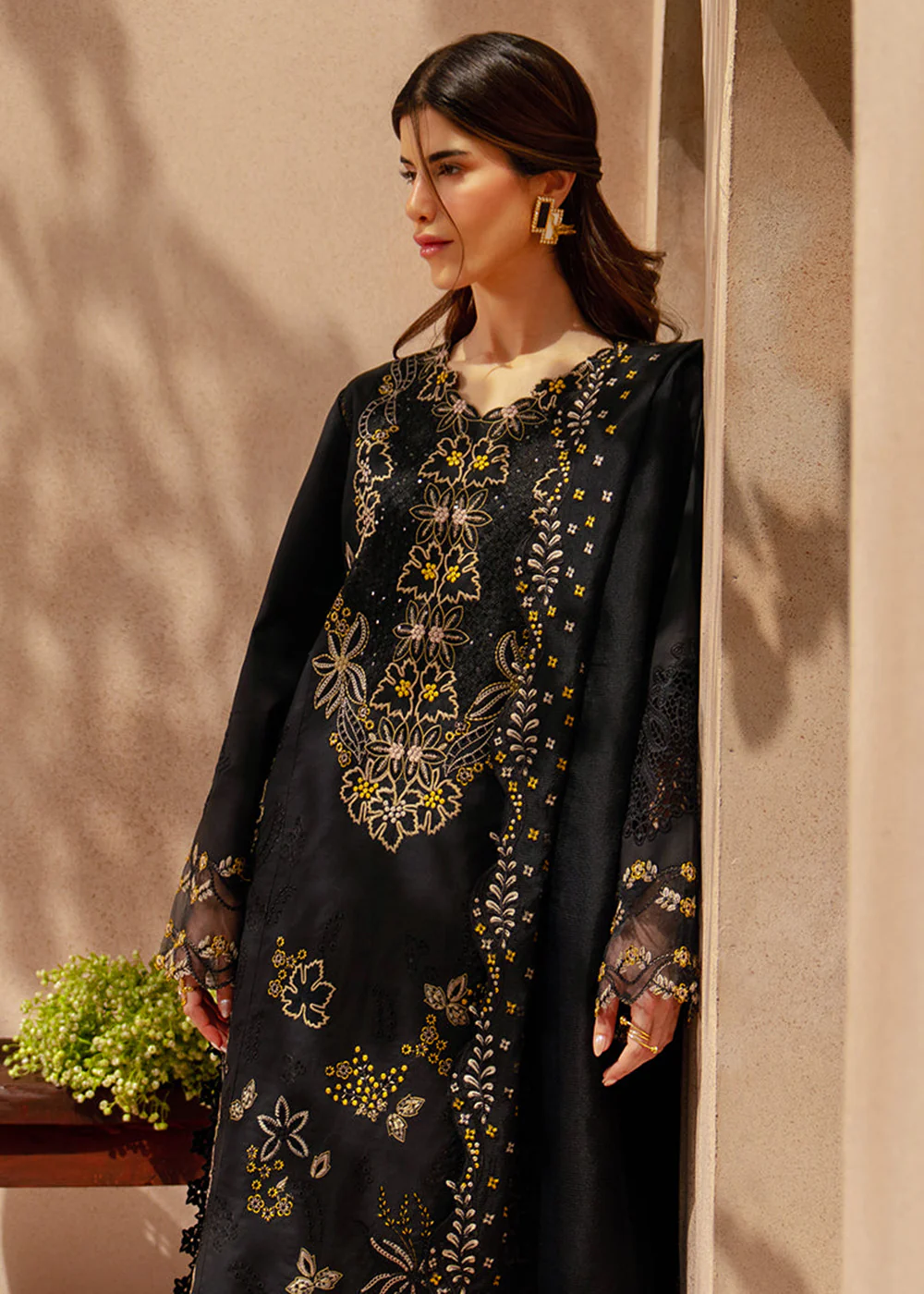 Luxury Eid Collection '26 by Rang Rasiya | Layl - Image 10