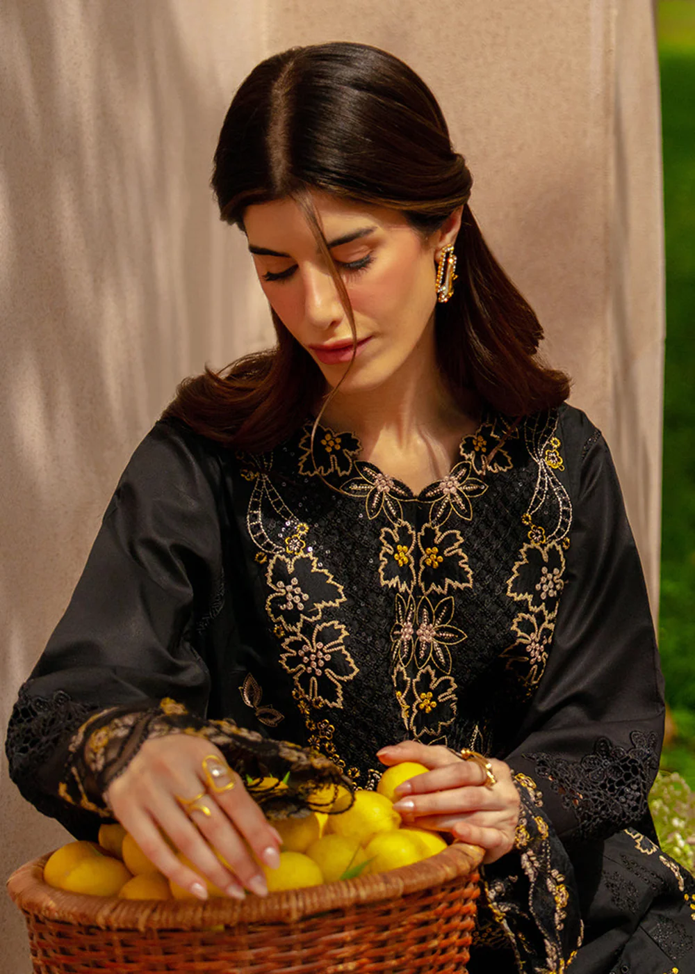 Luxury Eid Collection '26 by Rang Rasiya | Layl - Image 14