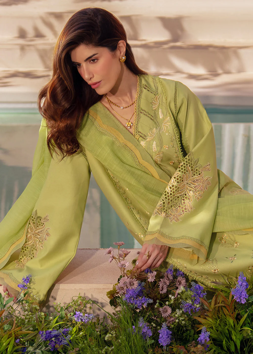Luxury Eid Collection '26 by Rang Rasiya | Nadine - Image 4