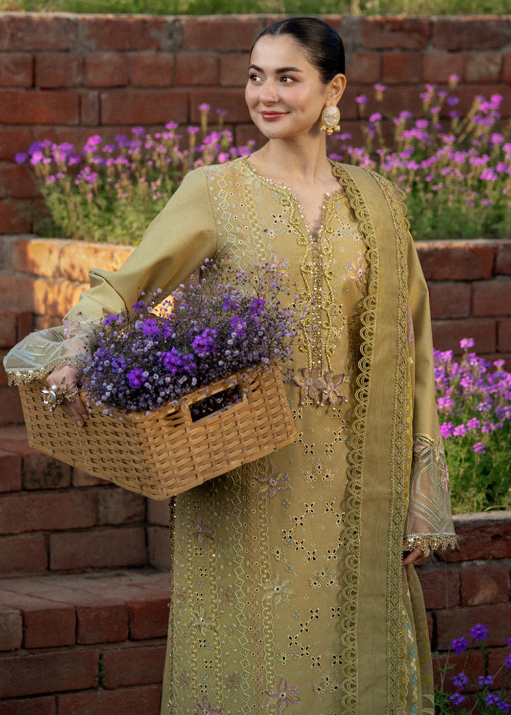Luxury Eid Collection '26 by Rang Rasiya | Raha - Image 10