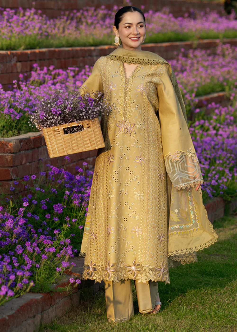 Luxury Eid Collection '26 by Rang Rasiya | Raha - Image 12