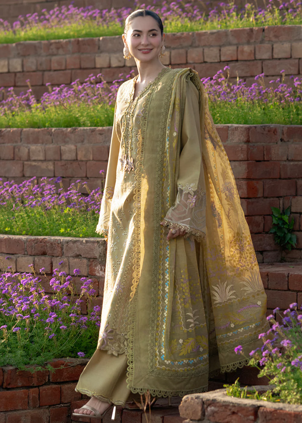 Luxury Eid Collection '26 by Rang Rasiya | Raha - Image 6