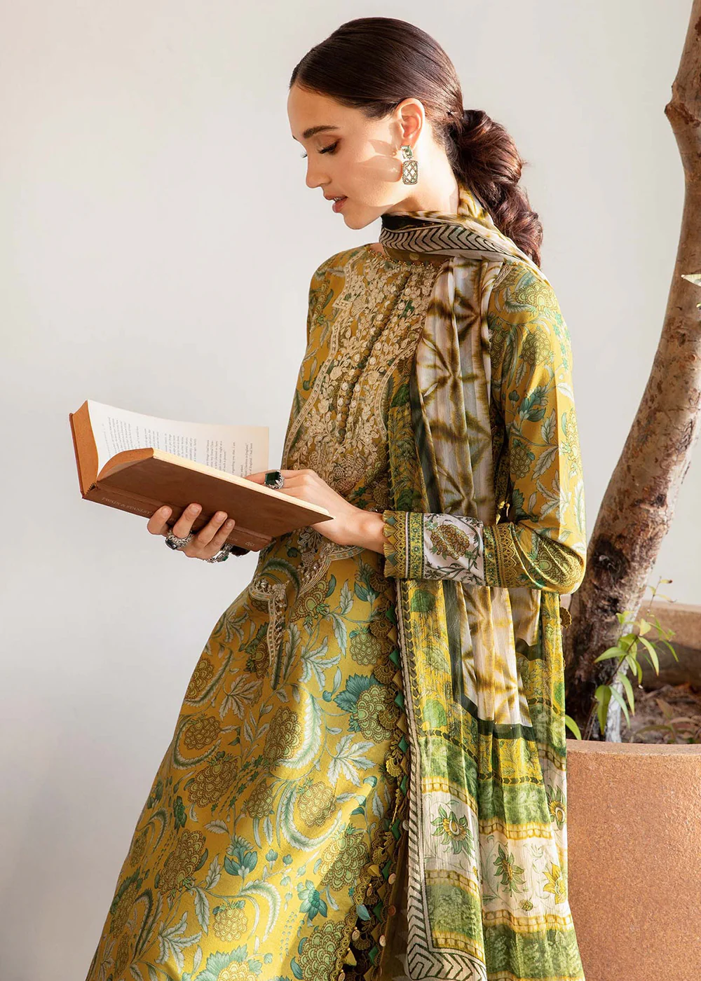 M.Prints Spring Summer Lawn '25 by Maria B | MPT-2513-B - Image 4