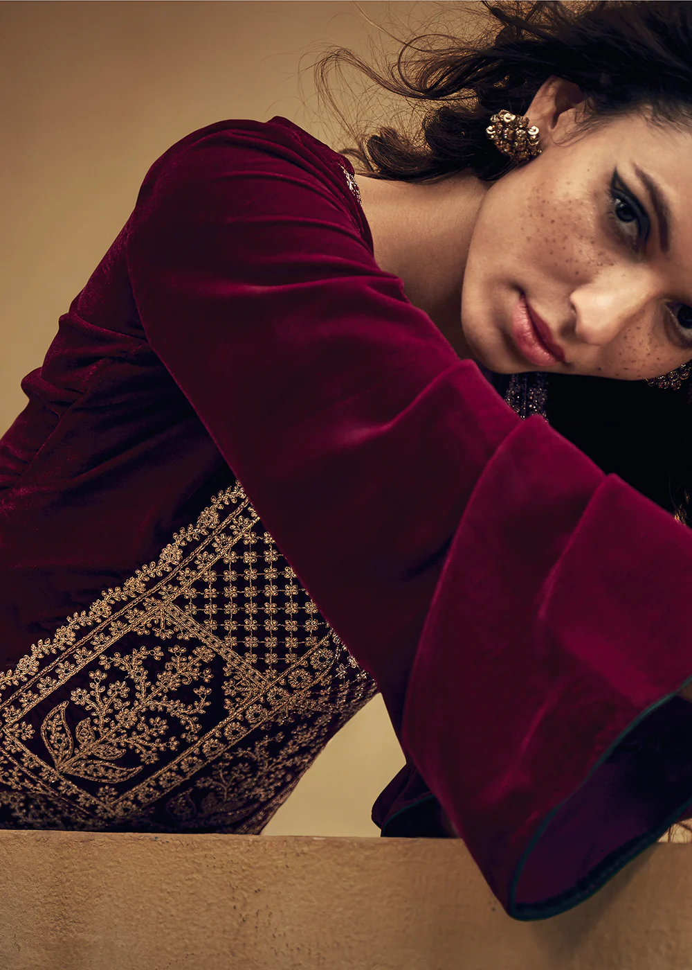 Magenta Pink Velvet Embroidered Pant Salwar Suit - Image 6