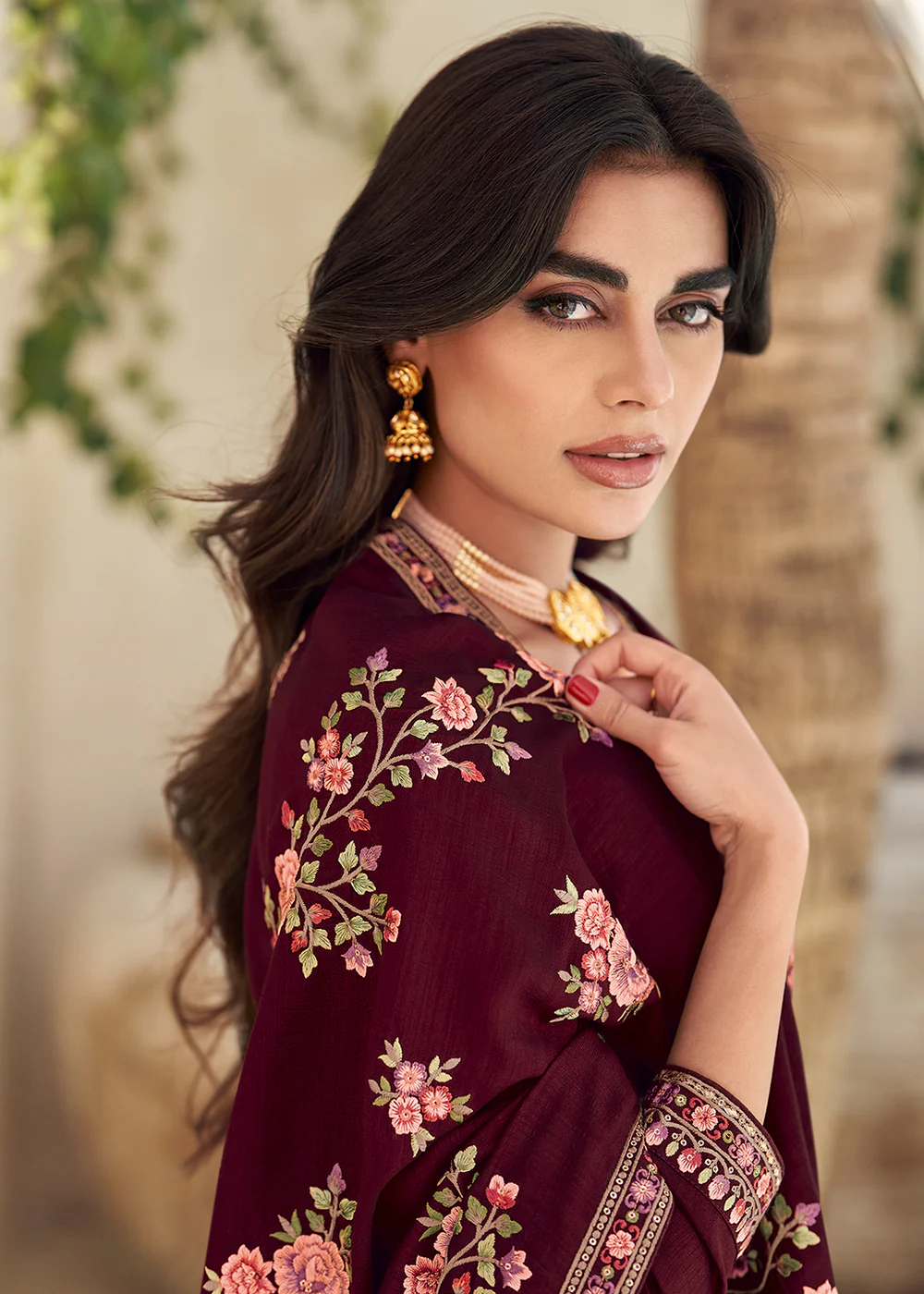 Maroon Premium Silk Thread Embroidered Trendy Salwar Suit - Image 3