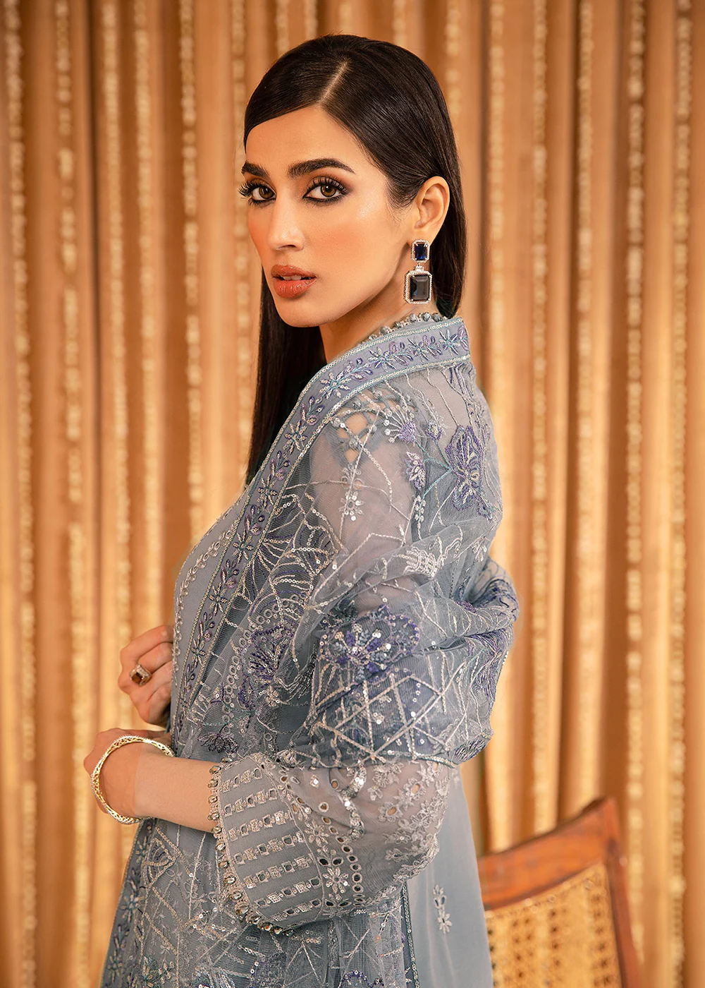 Mehfil E Uroos Luxury Formals 23 by Alizeh | V16D03 - Aabgeena - Image 7