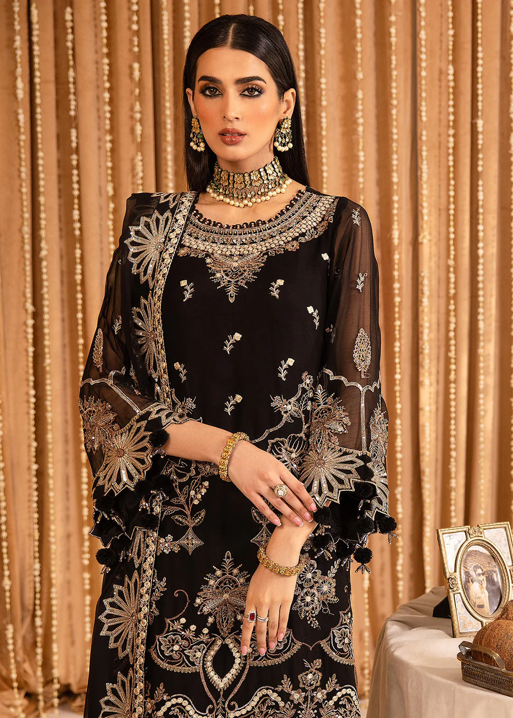 Mehfil E Uroos Luxury Formals 23 by Alizeh | V16D05 - Yesra - Image 2