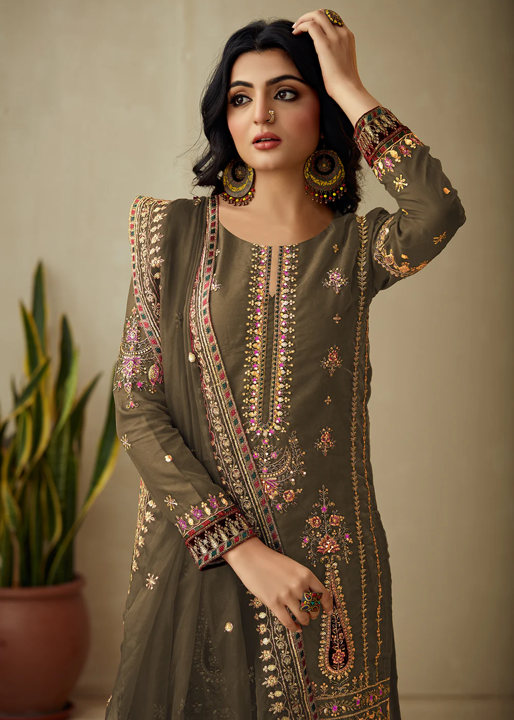 Mehndi Green Organza Embroidered Traditional Salwar Kameez - Image 2