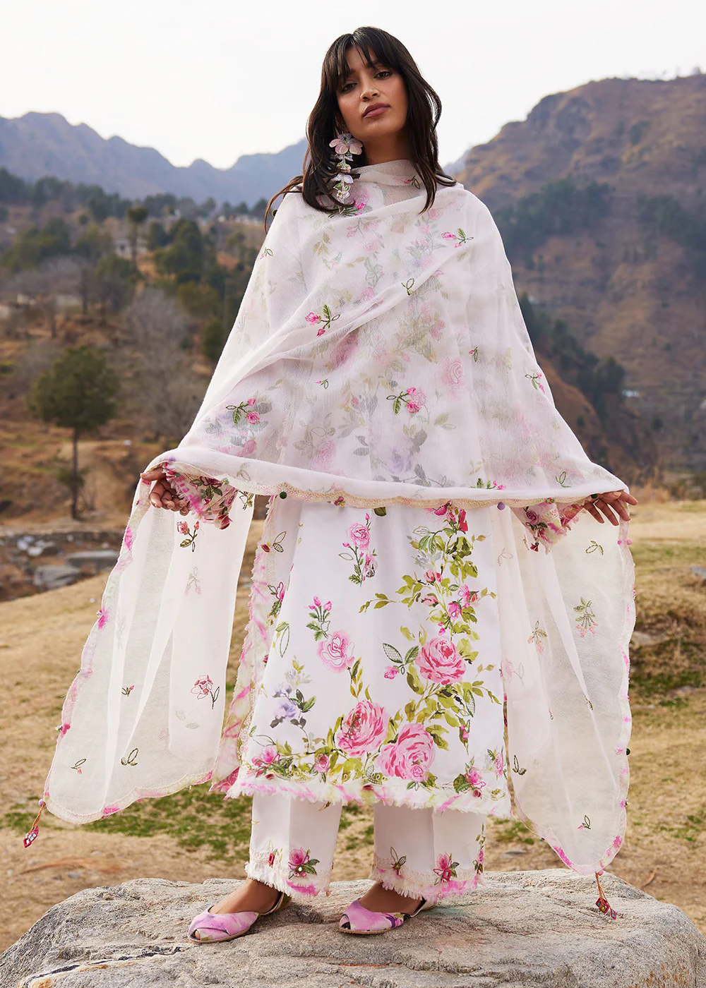 Meiti Festive Lawn '26 by Zaha | FĚN YÌ 粉意 (ZL26-11 A) - Image 4