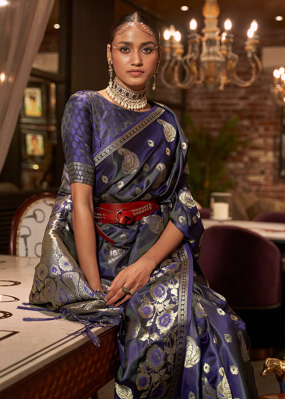 Mulled Wine Blue Fascinating Zari Weaving Banarasi Silk Saree - Image 2