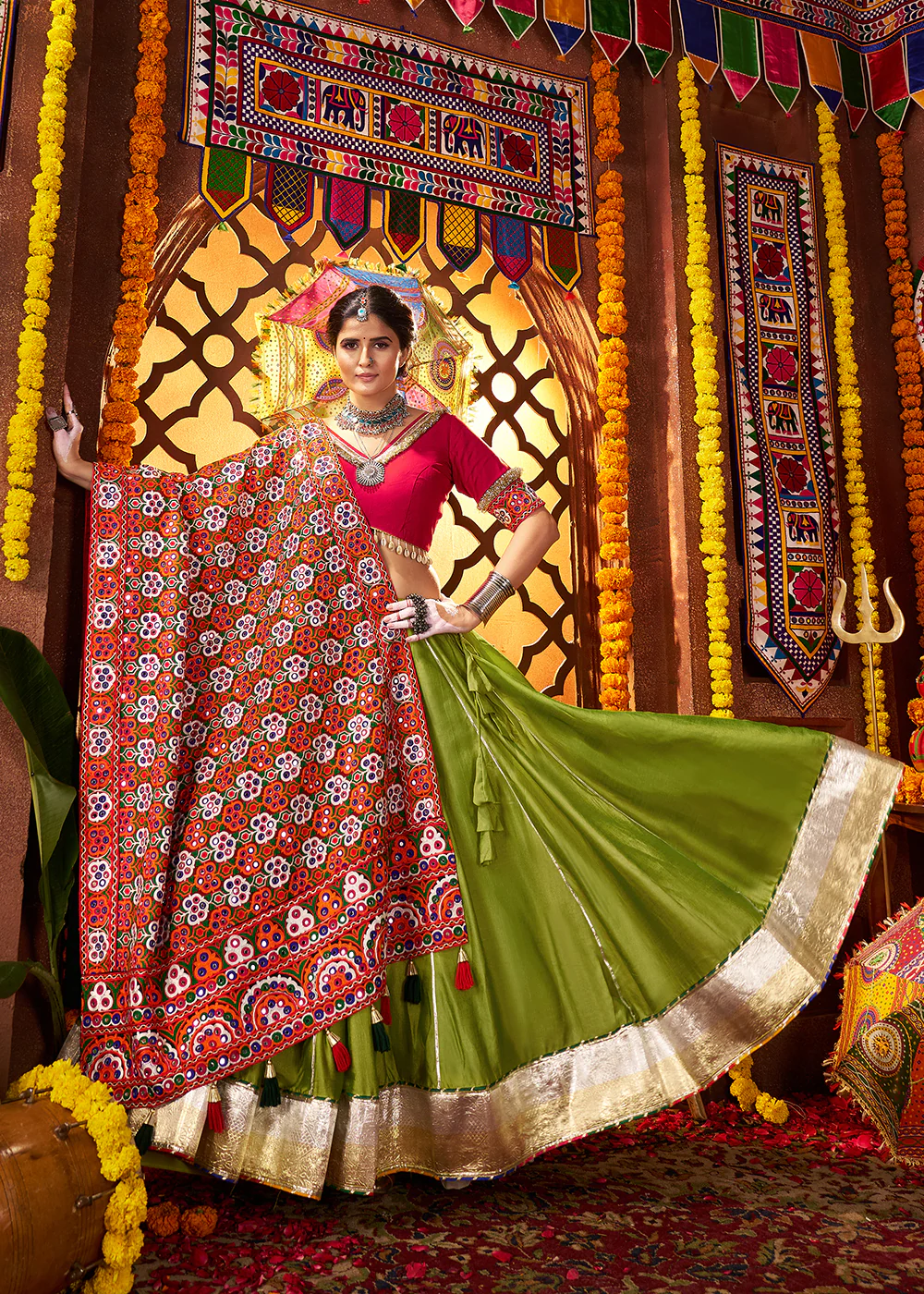 Multi Green & Red Navratri Special Chaniya Choli - Image 3