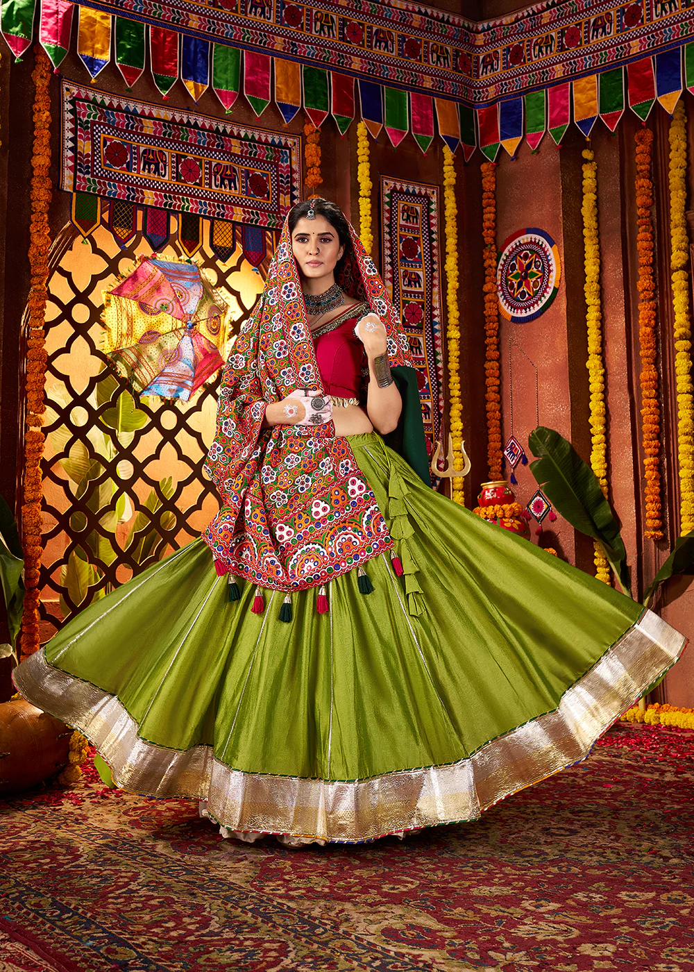 Multi Green & Red Navratri Special Chaniya Choli - Image 5