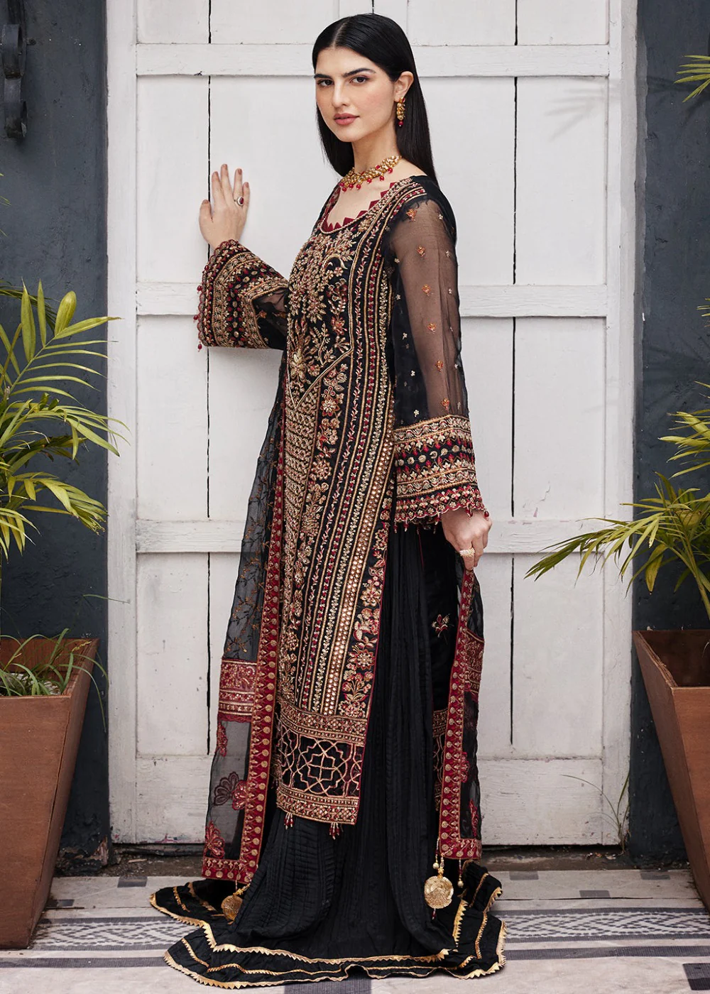 Nawabzadi Wedding Formals 2023 by Emaan Adeel - NW-03 - Image 4